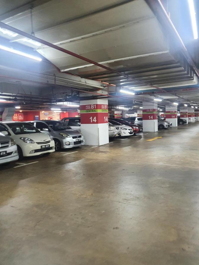 Moonlight Service Suite Kuala Lumpur Kültér fotó