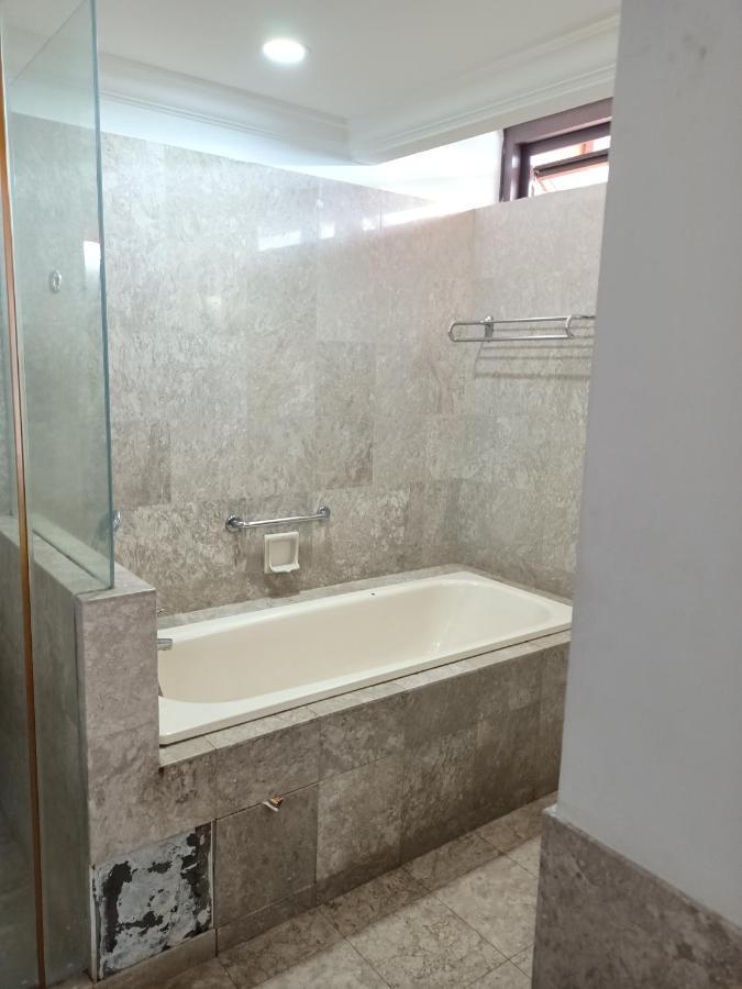 Moonlight Service Suite Kuala Lumpur Kültér fotó