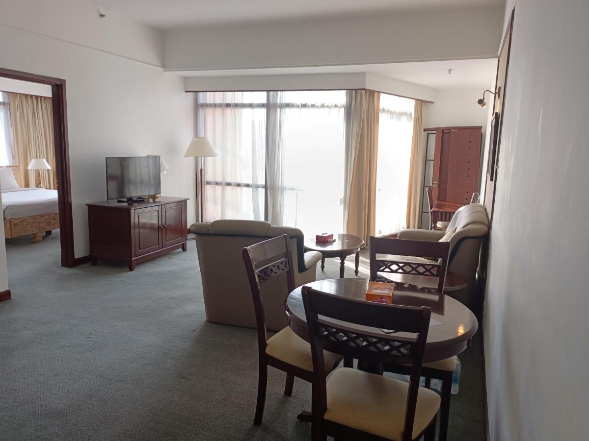 Moonlight Service Suite Kuala Lumpur Kültér fotó